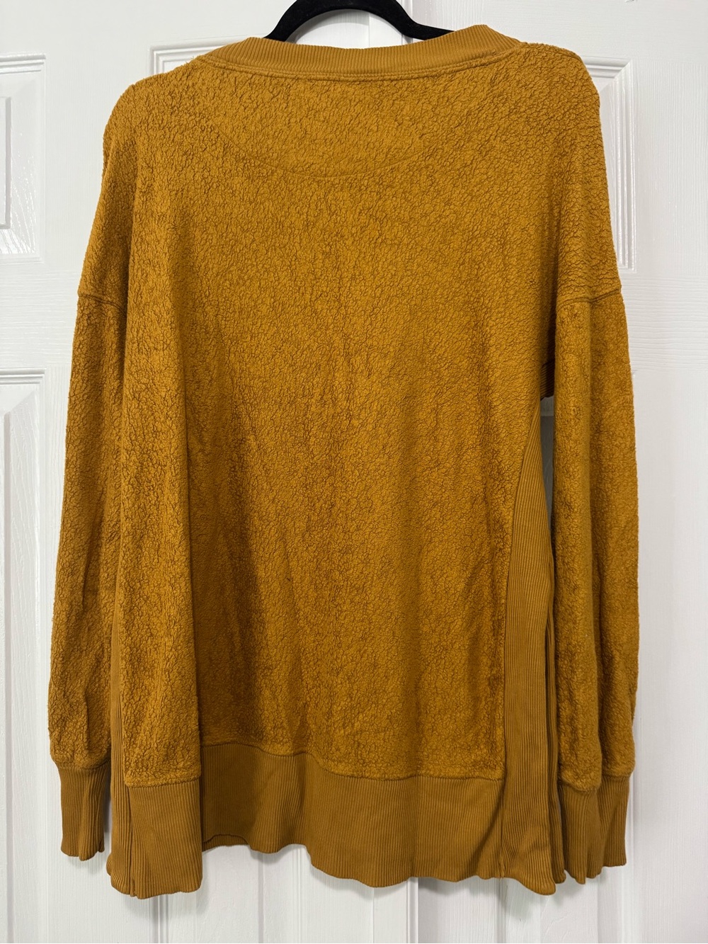 aerie Chilled Out Oversized Sherpa Crewneck - Picture 2 of 4